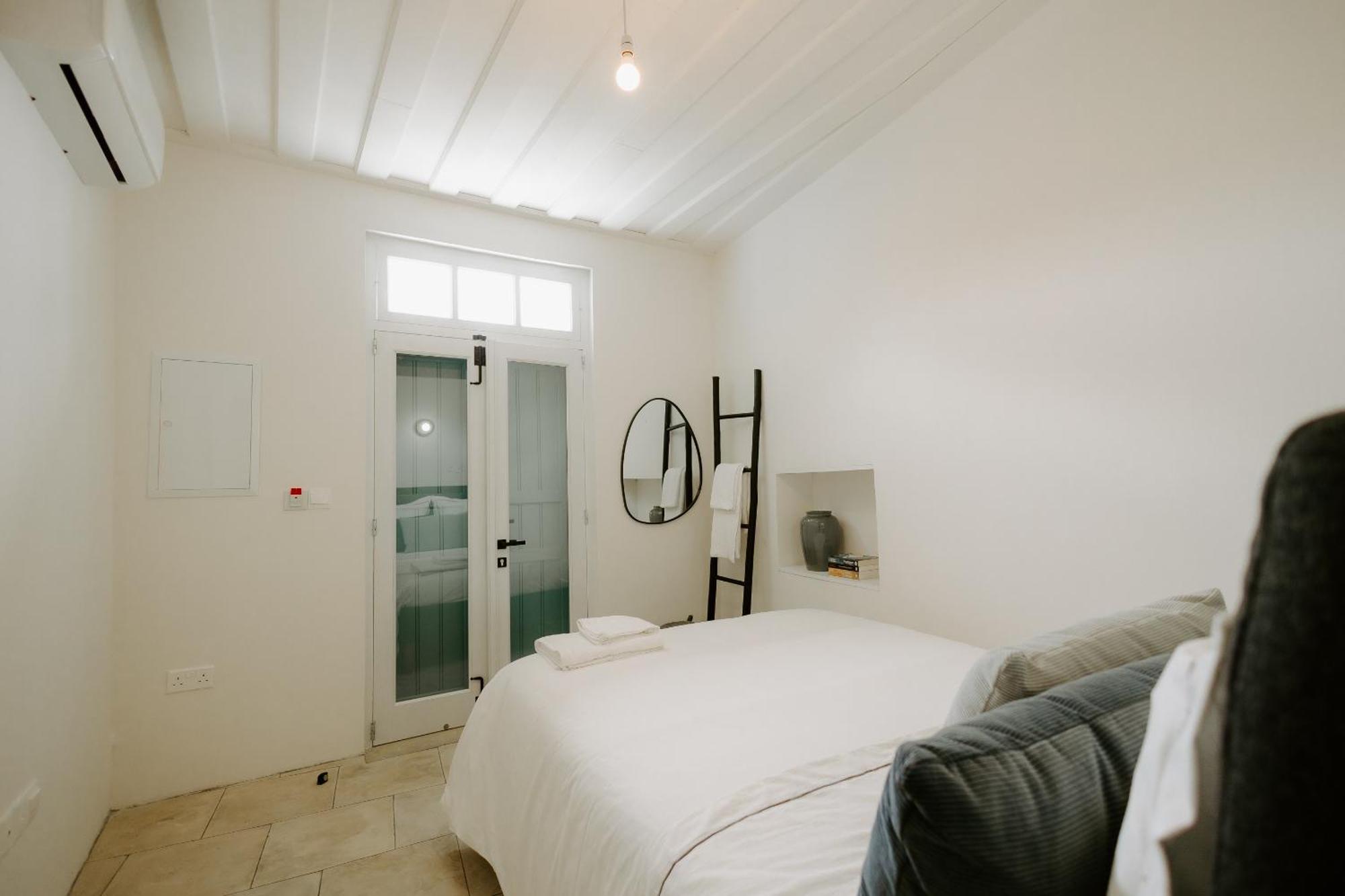 Smaragda'S Guest Rooms 레메소스 외부 사진