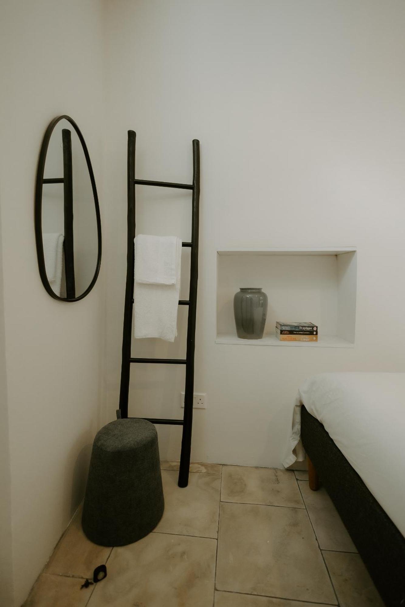 Smaragda'S Guest Rooms 레메소스 외부 사진