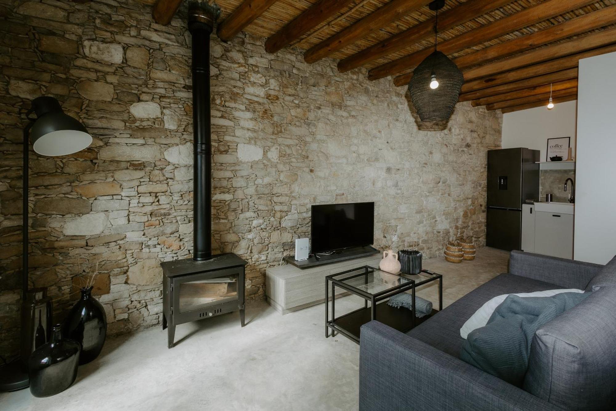 Smaragda'S Guest Rooms 레메소스 외부 사진